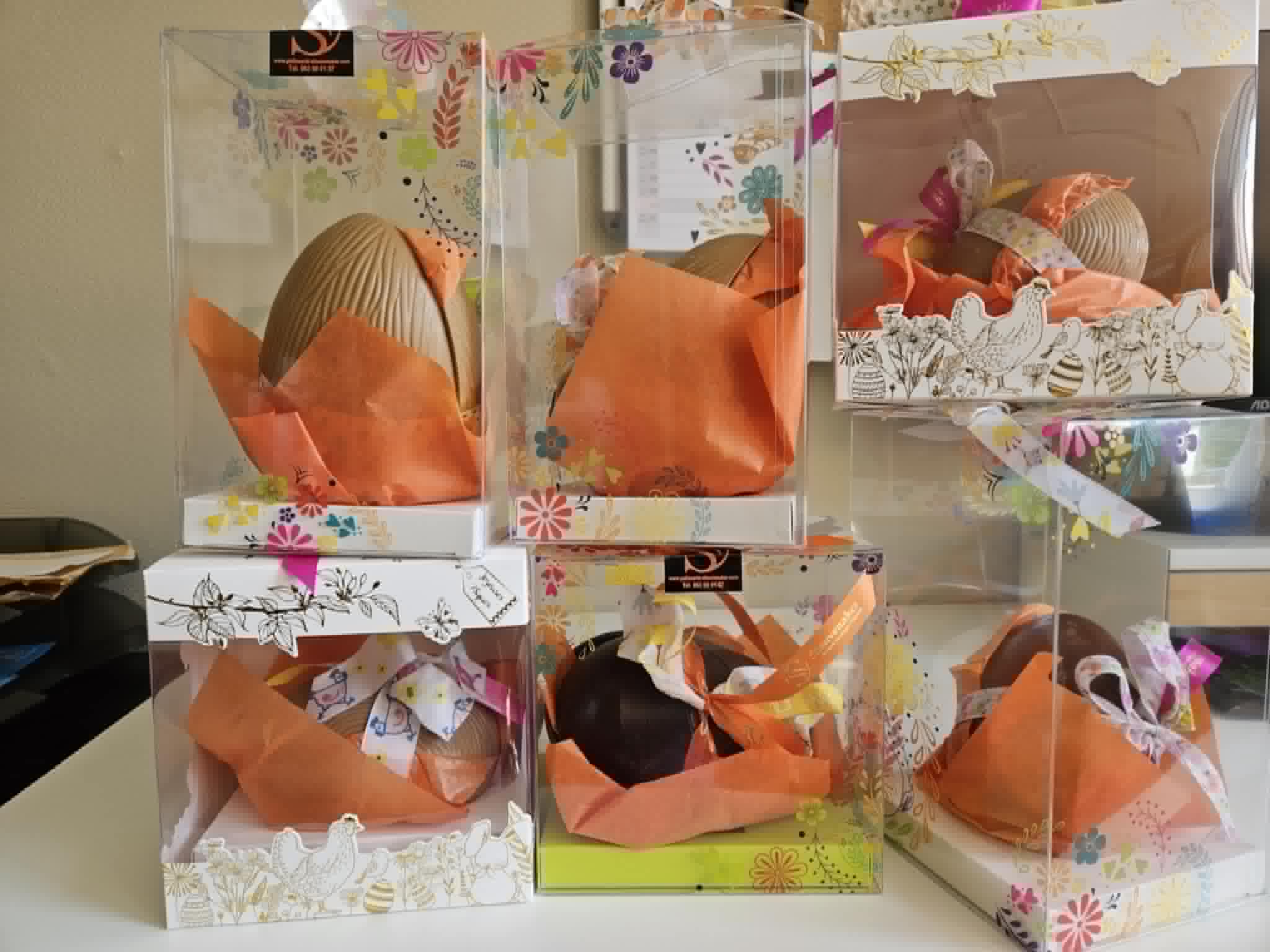 photo d'oeufs en chocolat fait par la boulagerie stouvenackers